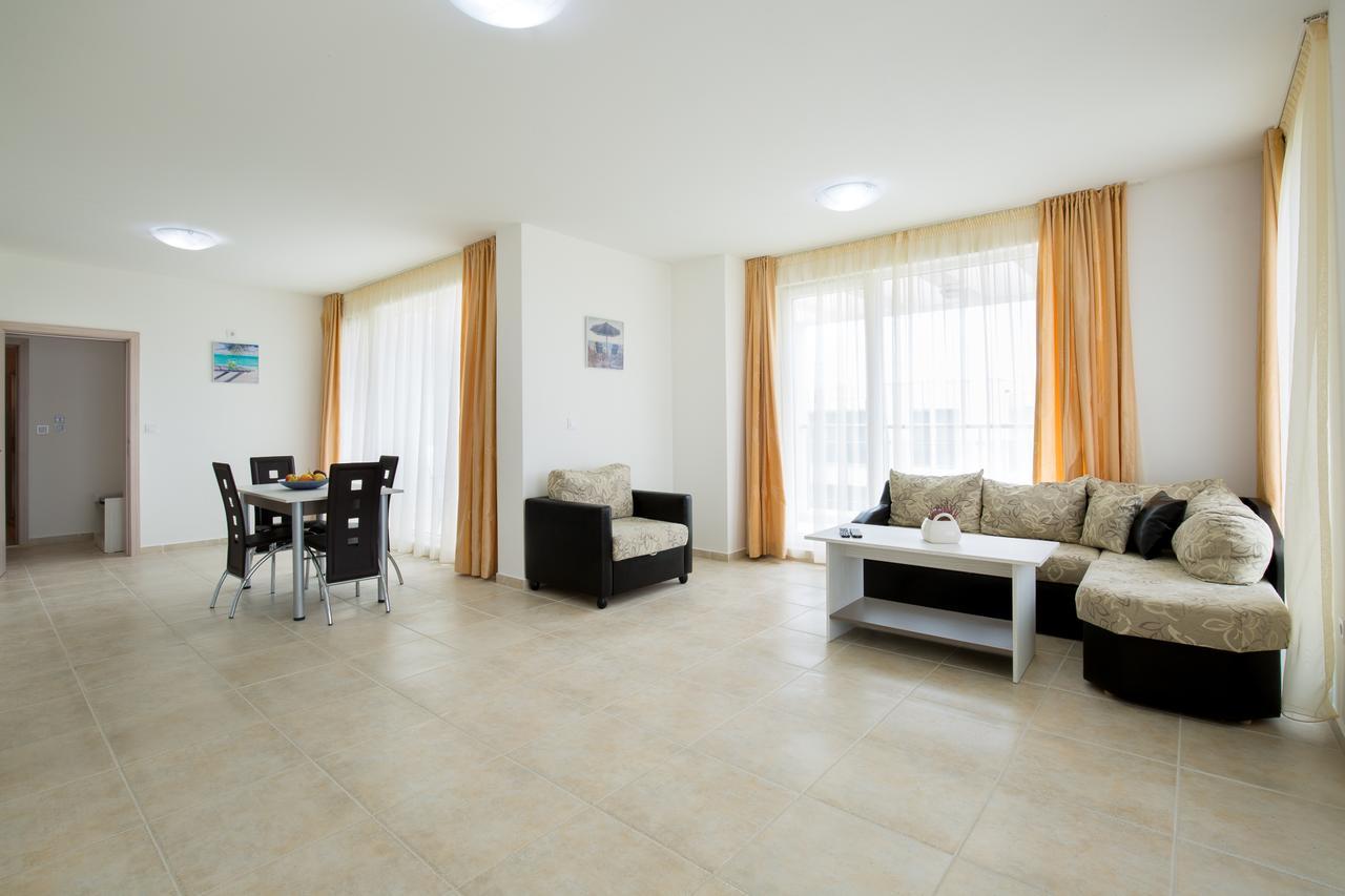 Sea Life Apartments Sinemorets 외부 사진